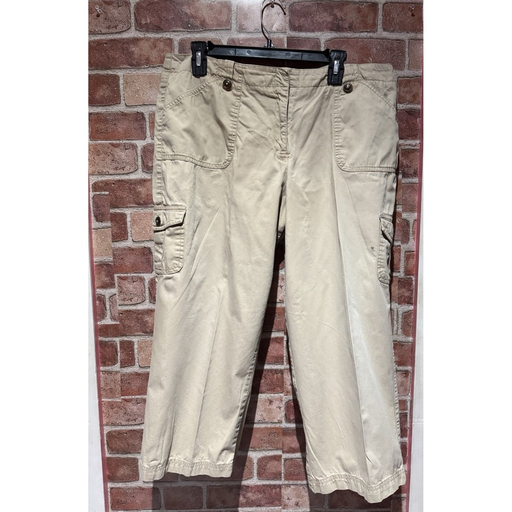 Chaus Capri Pants Womens Size 14 Beige 100% Cotton Chinos Cargo Pockets Mid Rise